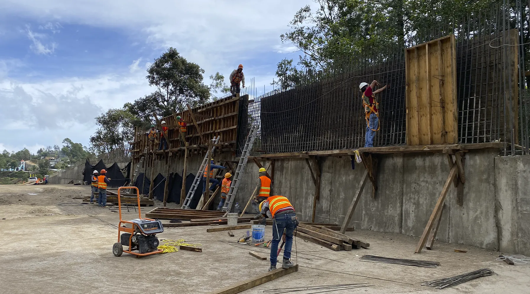 Muros de contención Mitla - Tehuantepec